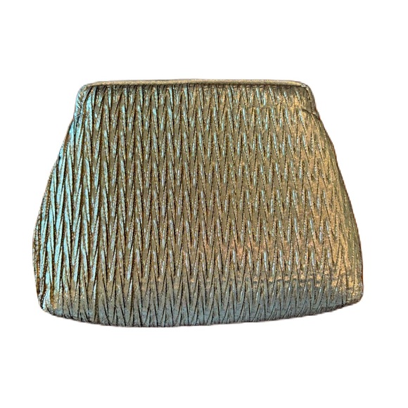 Vintage Whiting and Davis Gold Metallic Clutch Magnetic Closure - Picture 1 of 8